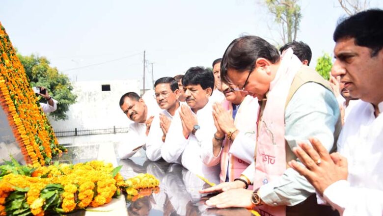 शहीदों के बलिदान एवं परिश्रम से ही हमें प्राप्त हुआ उत्तराखंड : मुख्यमंत्री